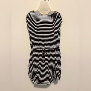 Very cute Michael Michael Kors dress size L 👗
